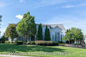 7 Crape Myrtle Dr, Holmdel, NJ 07733 photo 1