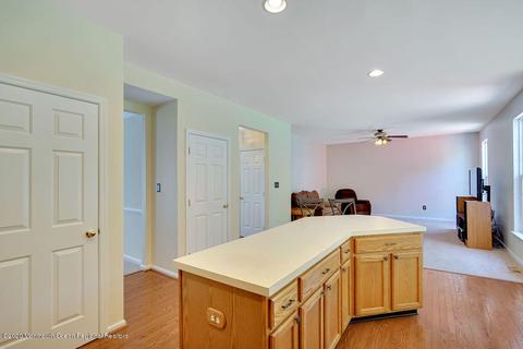 4 Reagan Dr, Jackson, NJ 08527 photo 26