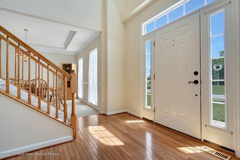 4 Reagan Dr, Jackson, NJ 08527 photo 4