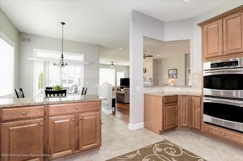 5 Bay Head Ct, Waretown, NJ 08758 photo 12