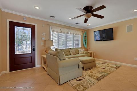 1229 Taurus Ct, Forked River, NJ 08731 photo 6