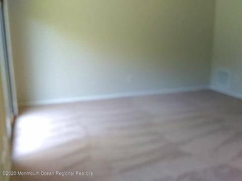 2 Owl Rd, Howell, NJ 07731 photo 4