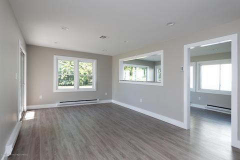 89 Regent Cir, Brick, NJ 08723 photo 3