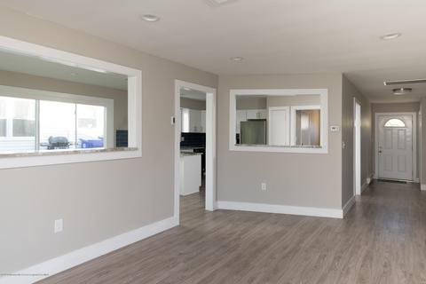 89 Regent Cir, Brick, NJ 08723 photo 4