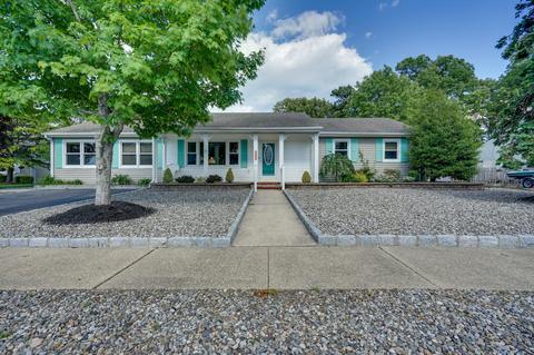 24 Scheiber Dr, Brick, NJ 08723 photo 1