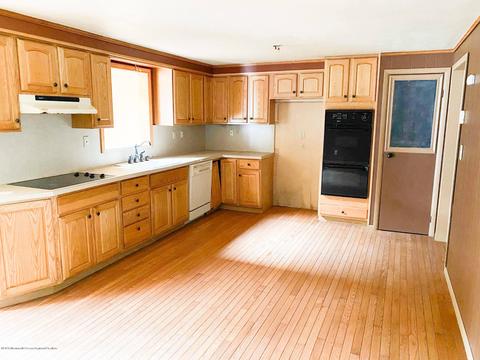 305 Sapphire Dr, Jackson, NJ 08527 photo 25