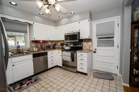 31 Exeter Ave, Edison, NJ 08817 photo 9