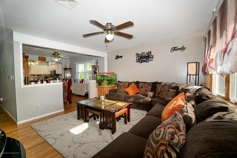 31 Exeter Ave, Edison, NJ 08817 photo 4
