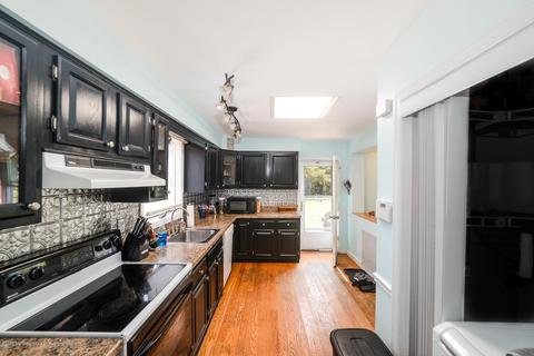 80 S Beverly Dr, Brick, NJ 08724 photo 8