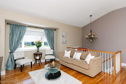 109 Lee Dr, Middlesex, NJ 08846 photo 9