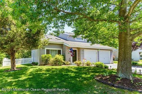 776 Constitution Dr, Brick, NJ 08724 photo 1