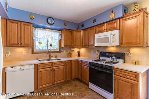 776 Constitution Dr, Brick, NJ 08724 photo 12