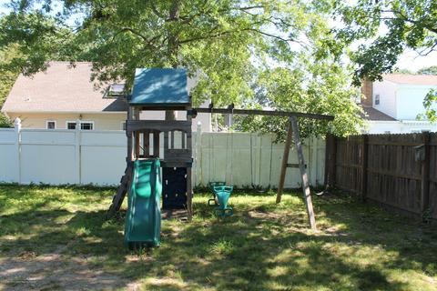 205 Brookwood Ln, Forked River, NJ 08731 photo 4