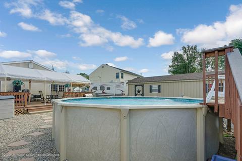 47 Walnut St, Edison, NJ 08817 photo 32