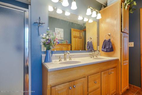 47 Walnut St, Edison, NJ 08817 photo 25