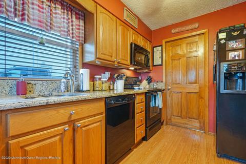 47 Walnut St, Edison, NJ 08817 photo 12