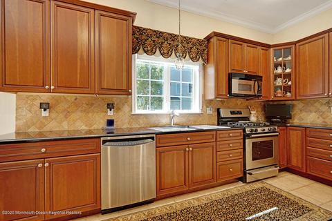 17 Longport Ct, Waretown, NJ 08758 photo 18