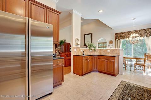 17 Longport Ct, Waretown, NJ 08758 photo 17
