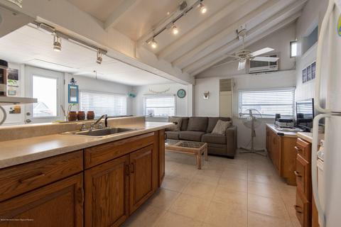 29 E Chadwick Way, Lavallette, NJ 08735 photo 4