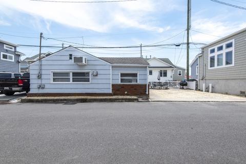 29 E Chadwick Way, Lavallette, NJ 08735 photo 2