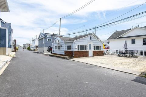 29 E Chadwick Way, Lavallette, NJ 08735 photo 1