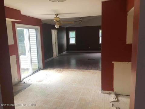 82 Maxim Dr, Forked River, NJ 08731 photo 5