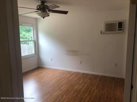 82 Maxim Dr, Forked River, NJ 08731 photo 10