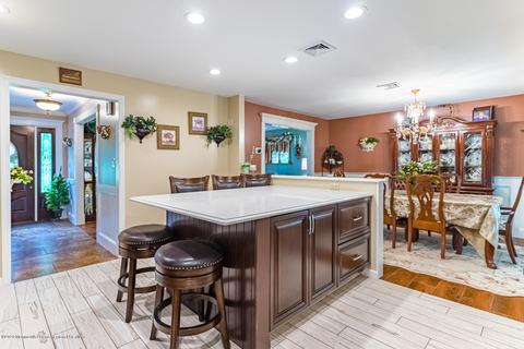 81 Bennett Rd, Matawan, NJ 07747 photo 9