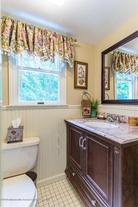 81 Bennett Rd, Matawan, NJ 07747 photo 14