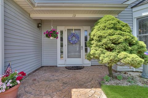 13 Chipmunk Dr, Brick, NJ 08724 photo 2