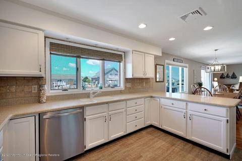 805 Spar Dr, Forked River, NJ 08731 photo 7