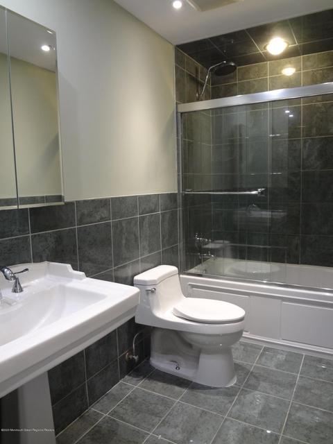 34 Bramble Ln, Matawan, NJ 07747 photo 11