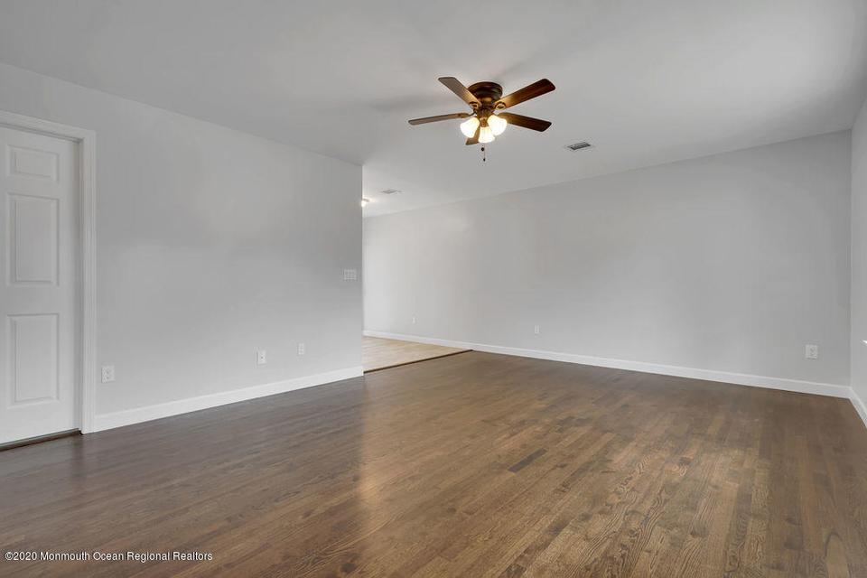  844 Anchor Ave, Beachwood, NJ 08722 photo 15