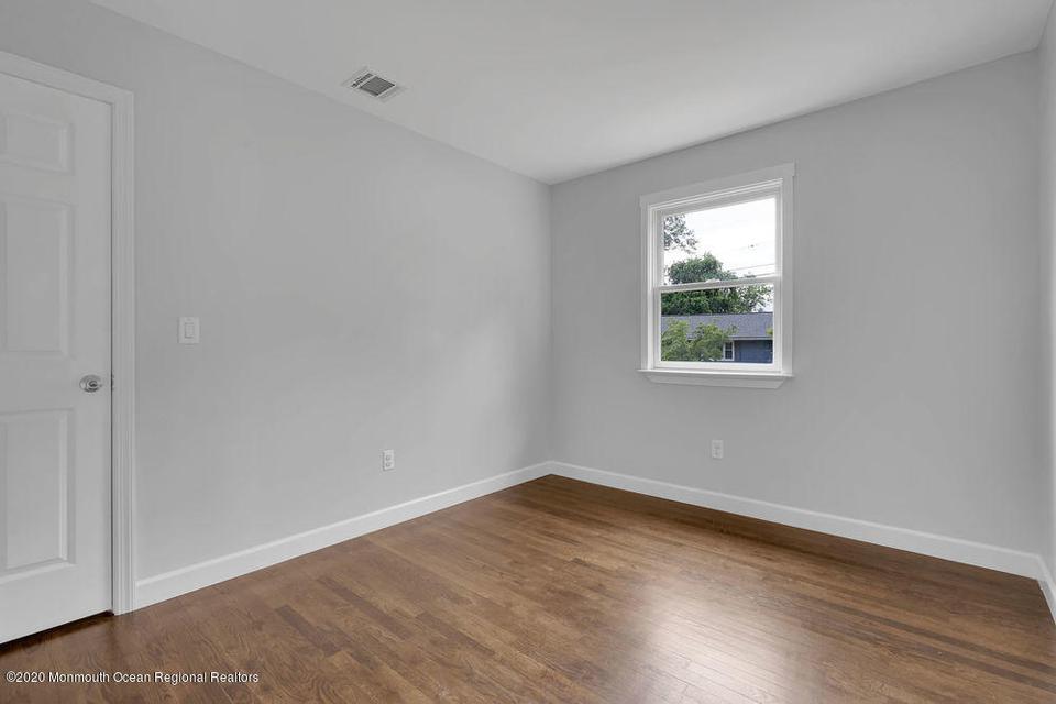  844 Anchor Ave, Beachwood, NJ 08722 photo 31