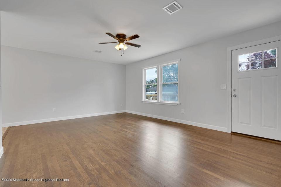  844 Anchor Ave, Beachwood, NJ 08722 photo 14