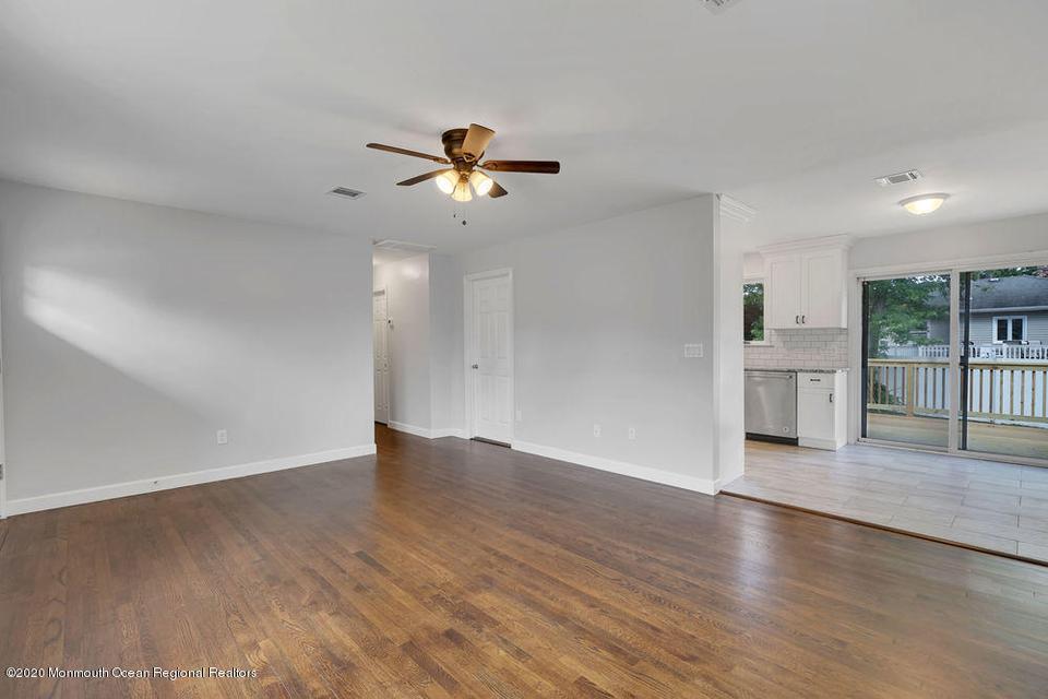  844 Anchor Ave, Beachwood, NJ 08722 photo 17