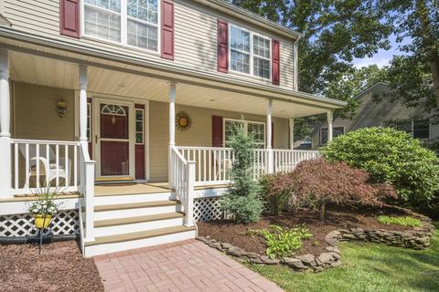 571 Constitution Dr, Jackson, NJ 08527 photo 4