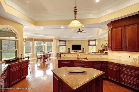 307 Harding Ct, Jackson, NJ 08527 photo 2