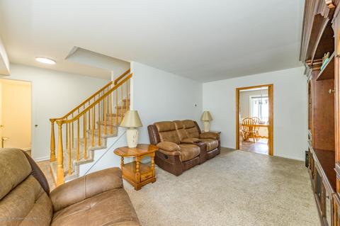 40 Kiwi Loop, Howell, NJ 07731 photo 5