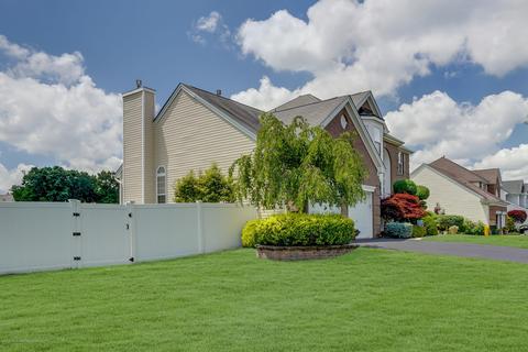 7 Earl Ct, Jackson, NJ 08527 photo 3