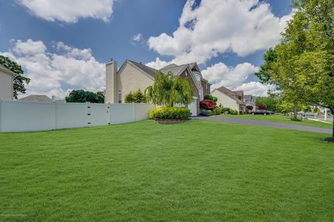 7 Earl Ct, Jackson, NJ 08527 photo 4