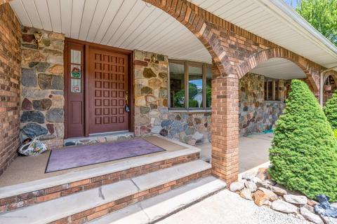 40 Pine St, Old Bridge, NJ 08857 photo 5