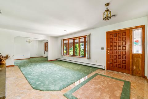 40 Pine St, Old Bridge, NJ 08857 photo 9