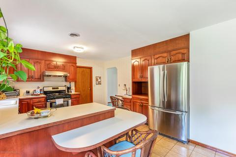 40 Pine St, Old Bridge, NJ 08857 photo 19