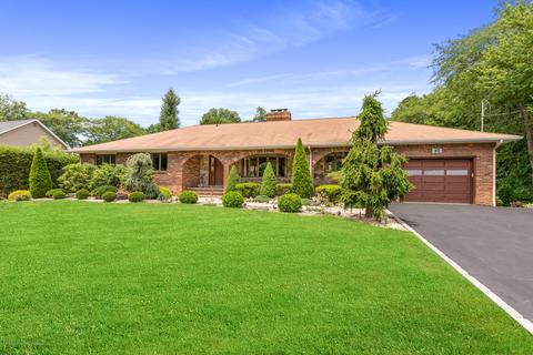 40 Pine St, Old Bridge, NJ 08857 photo 1