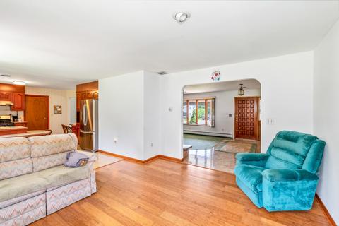 40 Pine St, Old Bridge, NJ 08857 photo 14