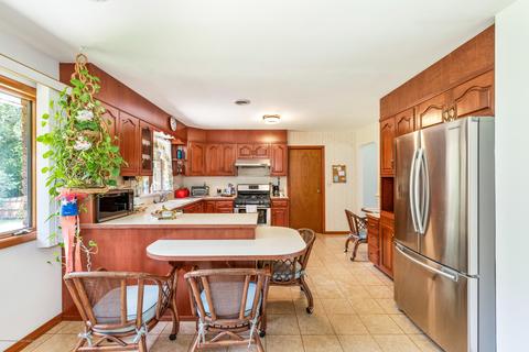 40 Pine St, Old Bridge, NJ 08857 photo 17
