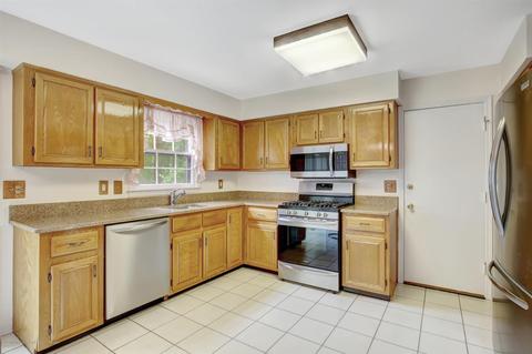 3 Warne Rd, Old Bridge, NJ 08857 photo 13