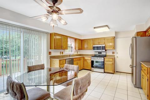 3 Warne Rd, Old Bridge, NJ 08857 photo 11