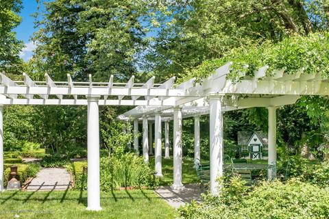 5 Tulip Tree Ln, Rumson, NJ 07760 photo 11